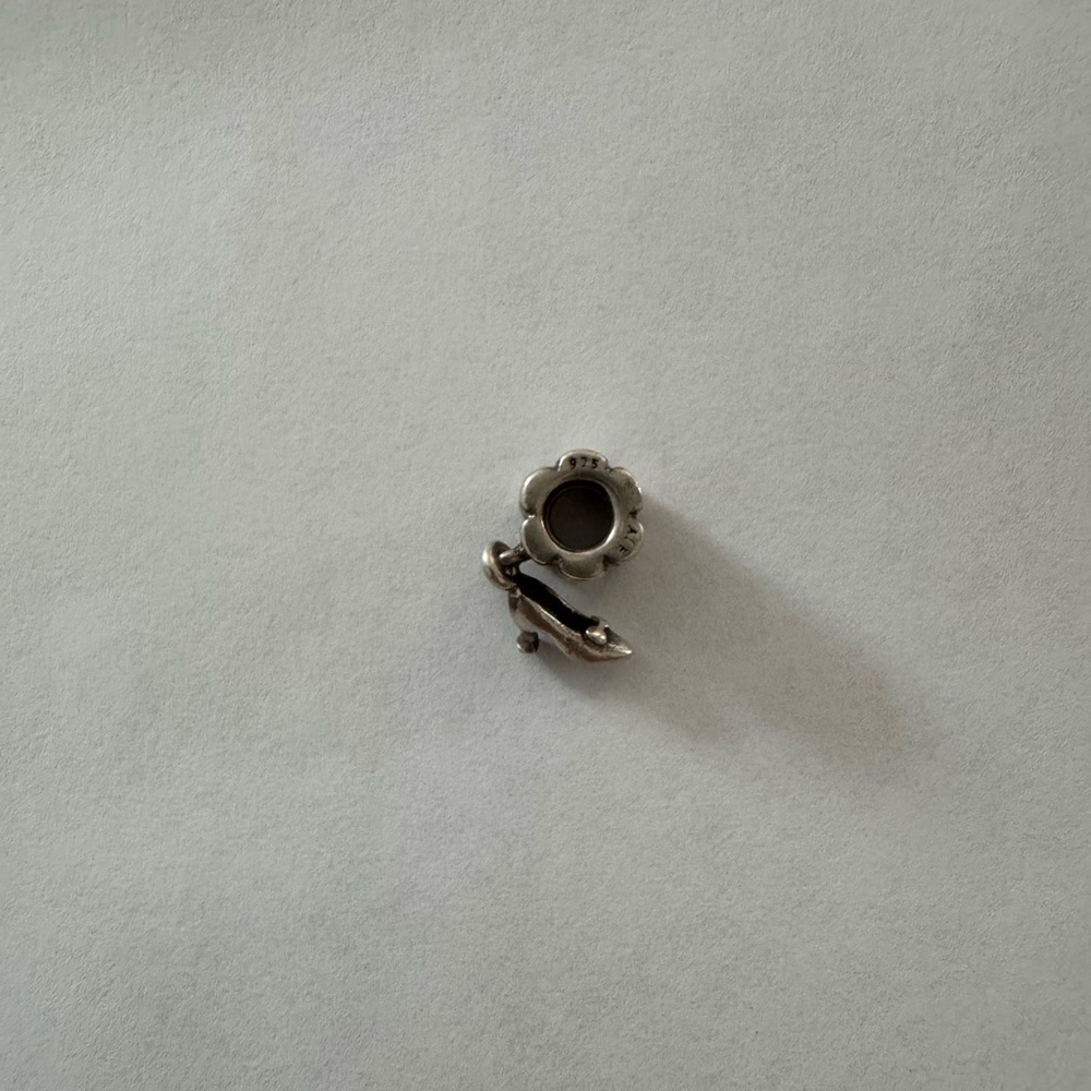 Pandora heel charm